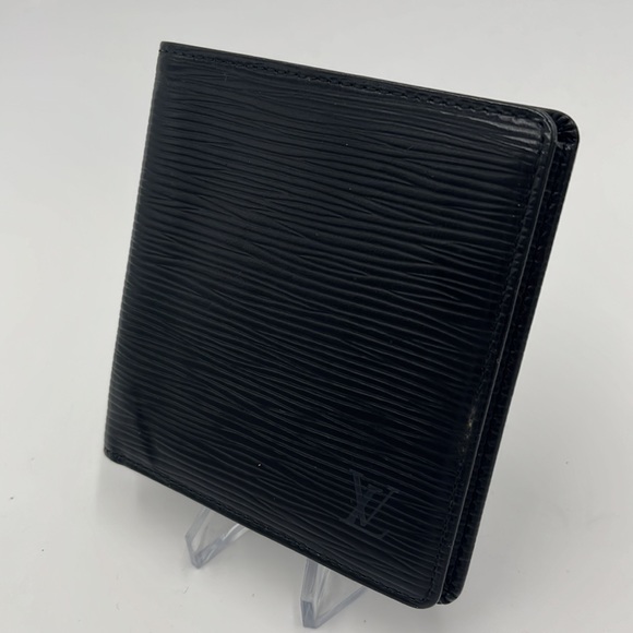 Authentic Louis Vuitton Bifold Wallet Black Epi - Picture 4 of 16